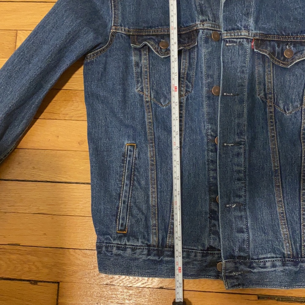 Vintage Levi’s Denim Jacket - Picture 6 of 7